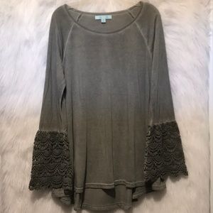 Bell Sleeve Tunic Top - Size Small